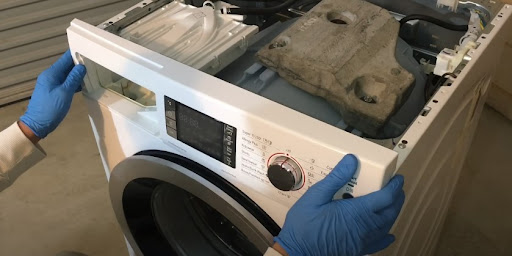 Ремонт стиральных машин Whirlpool в Советской Гавани – сервис от Мастер24, цены от 2078 руб